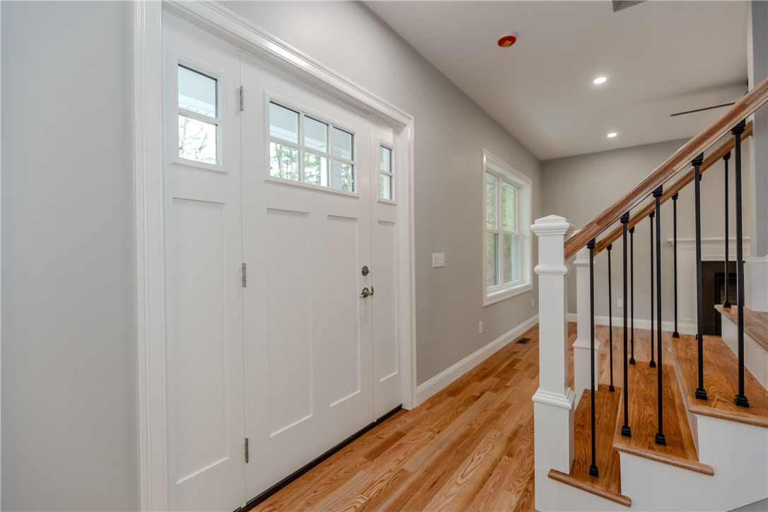 70 Cedar Swamp Road Smithfield, RI 02917 - Photo 5 of 50