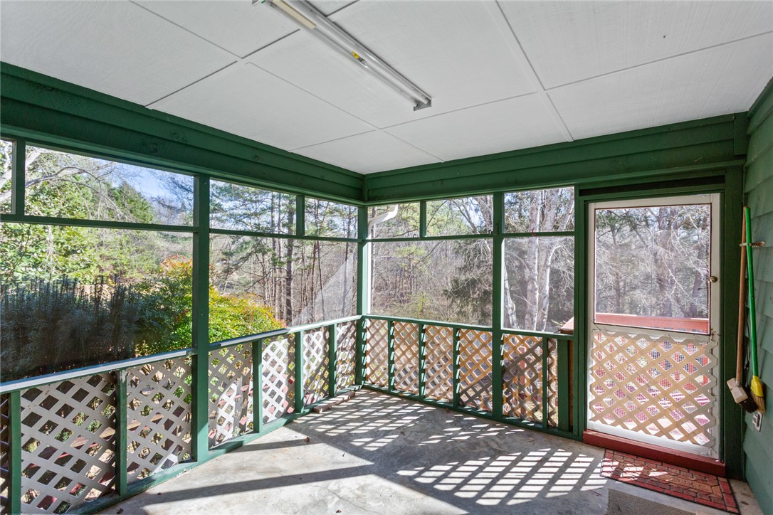 711 Pinecrest Court Walhalla, SC 29691 - Photo 35 of 48