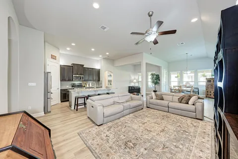 $490,000 | 4959 Fiore Trail, Round Rock, TX 78665