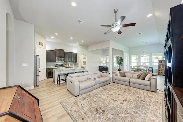 $490,000 | 4959 Fiore Trail, Round Rock, TX 78665