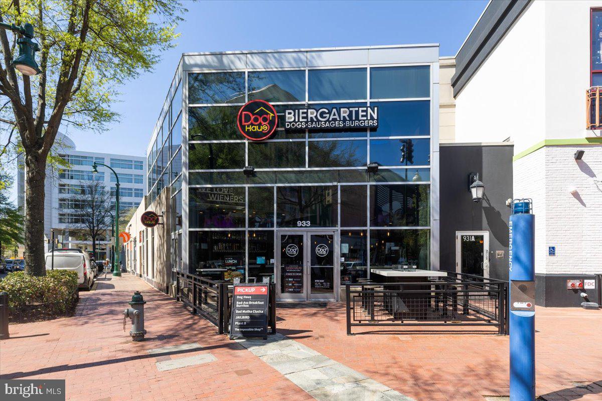 7923 Eastern Avenue Northwest, Unit 201 Silver Spring, MD 20910 - Photo 42 of 45