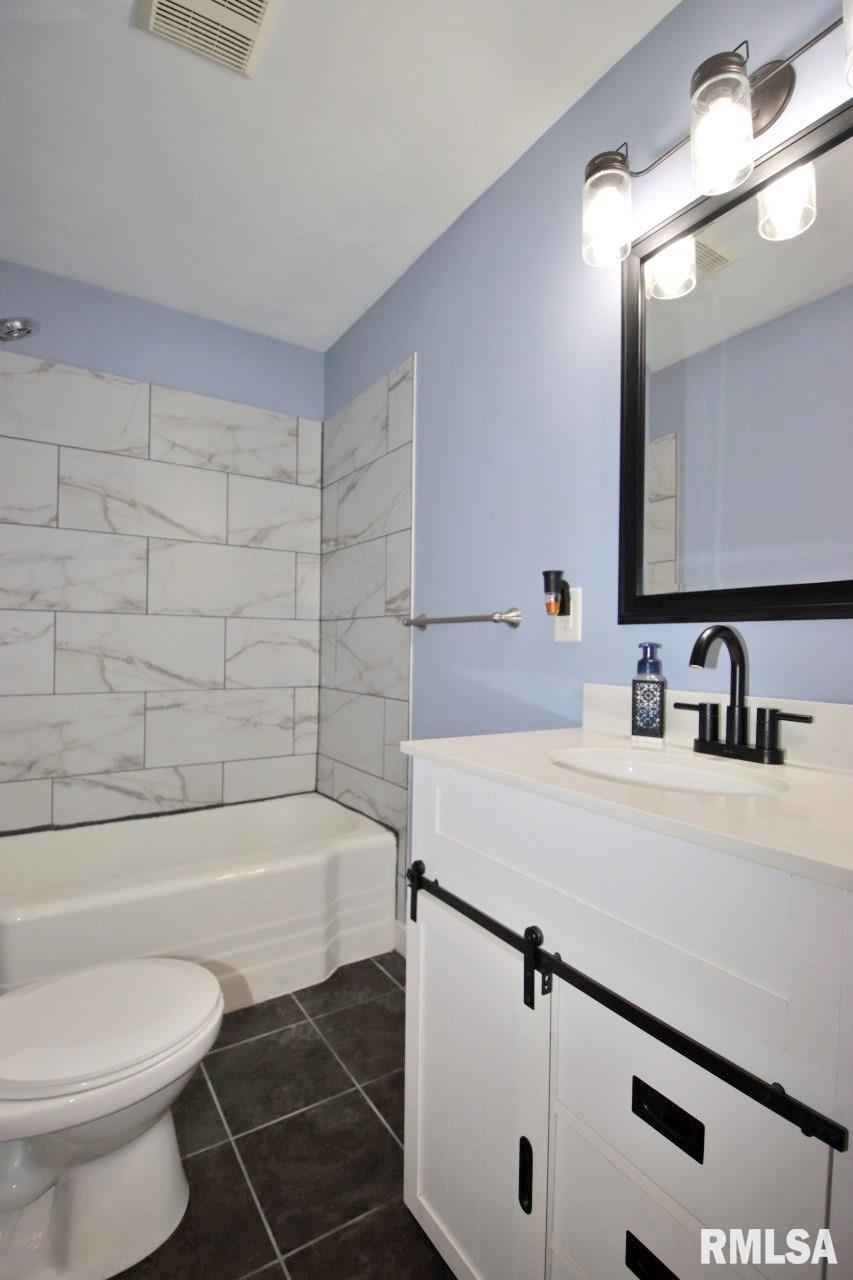 1422 Tennell Road Pekin, IL 61554 - Photo 14 of 33 Gallery Image 14