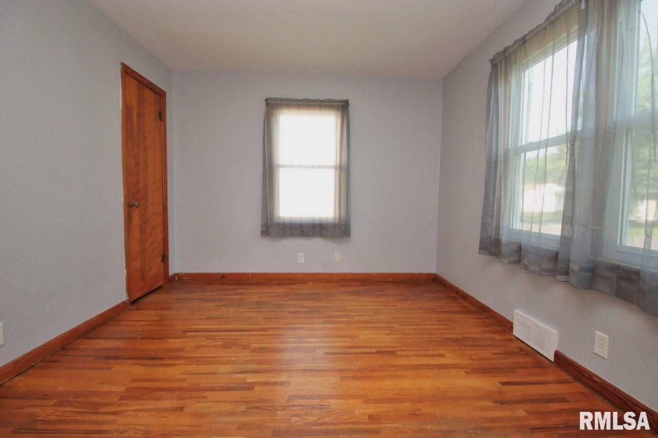 1422 Tennell Road Pekin, IL 61554 - Photo 16 of 33 Gallery Image 16