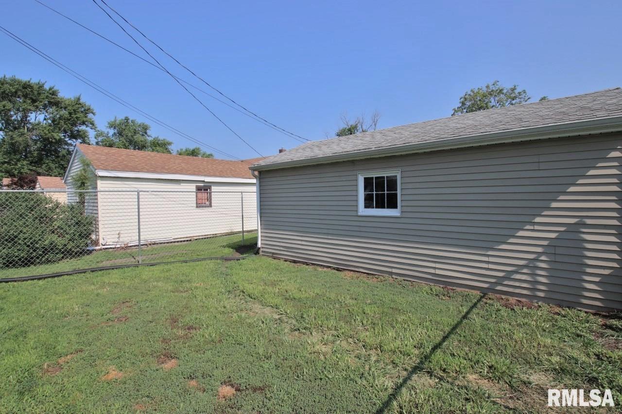 1422 Tennell Road Pekin, IL 61554 - Photo 32 of 33 Gallery Image 32