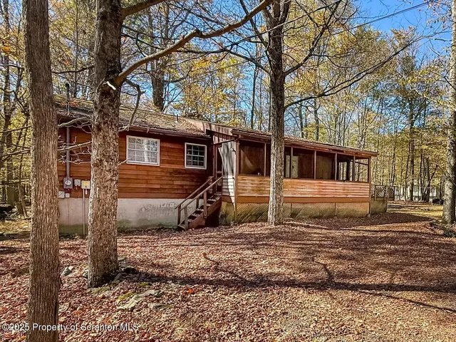 $175,000 | 3502 Chestnut Hill Drive, Lake Ariel, PA 18436