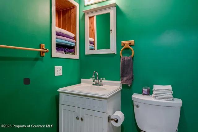 $175,000 | 3502 Chestnut Hill Drive, Lake Ariel, PA 18436