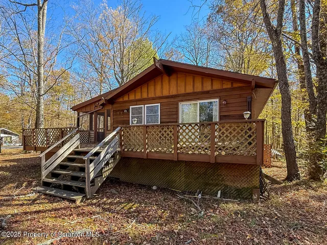 $175,000 | 3502 Chestnut Hill Drive, Lake Ariel, PA 18436