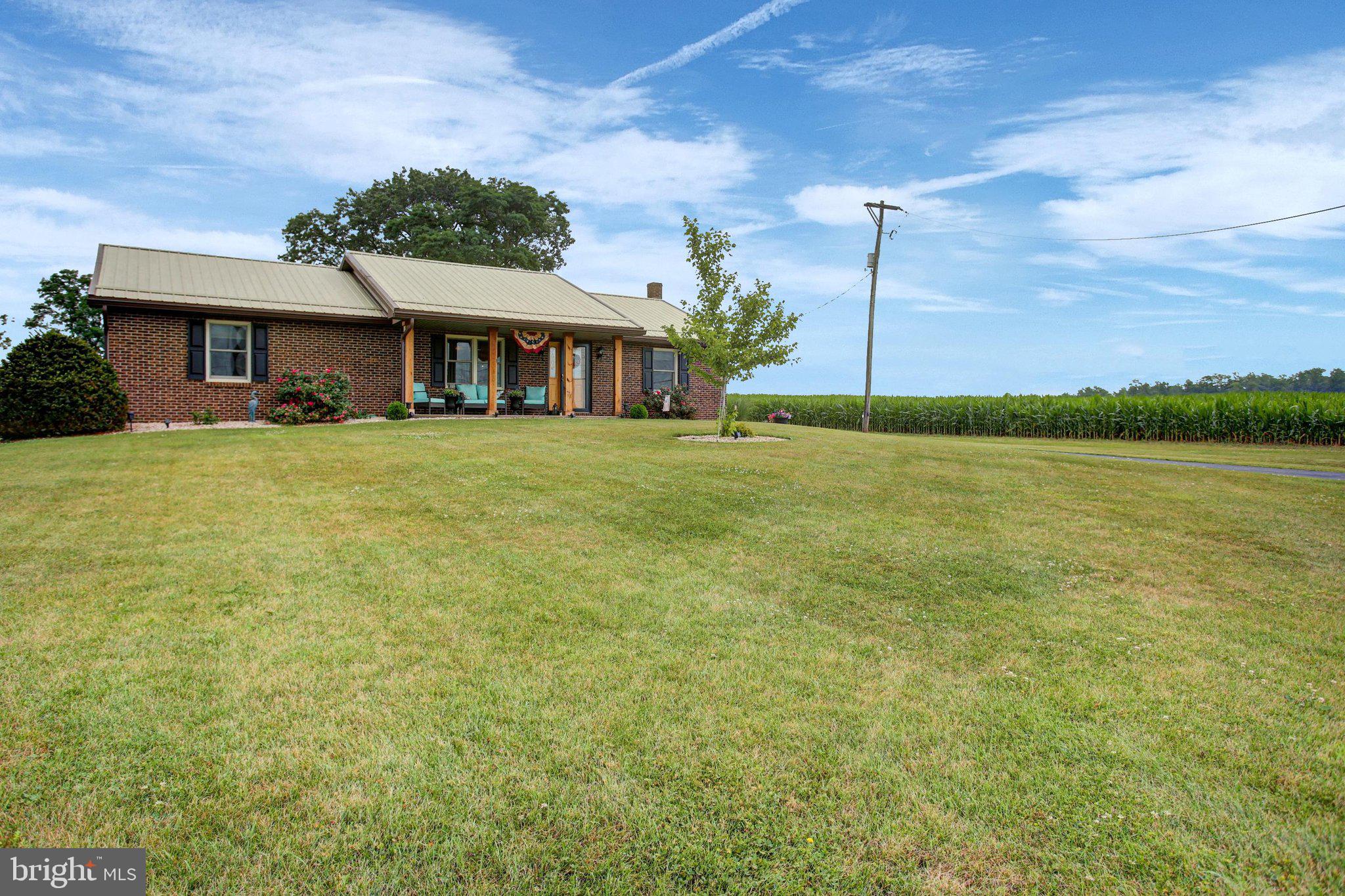 1461 Roxbury Road Shippensburg, PA 17257 - Photo 3 of 45
