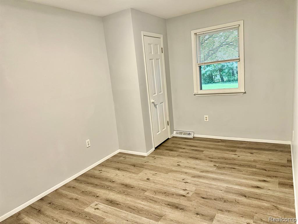 4111 Blood Road Metamora, MI 48455 - Photo 31 of 57
