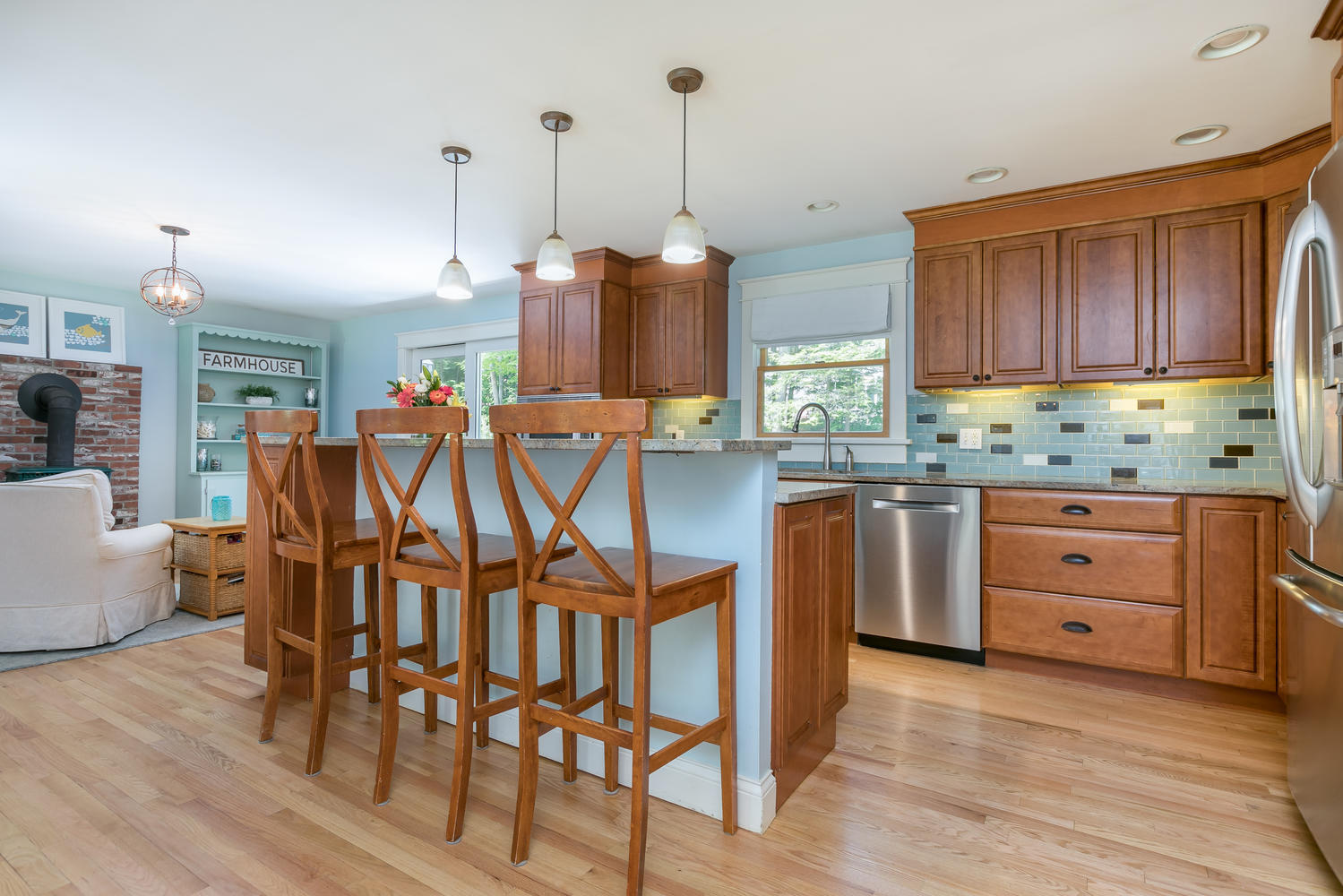 129 Oakhurst Road Cape Elizabeth, ME 04107 - Photo 12 of 50 129 Oakhurst Rd Cape Elizabeth-large-012