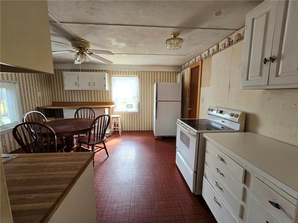 186 Potter Hill Road Westerly, RI 02891 - Photo 17 of 22