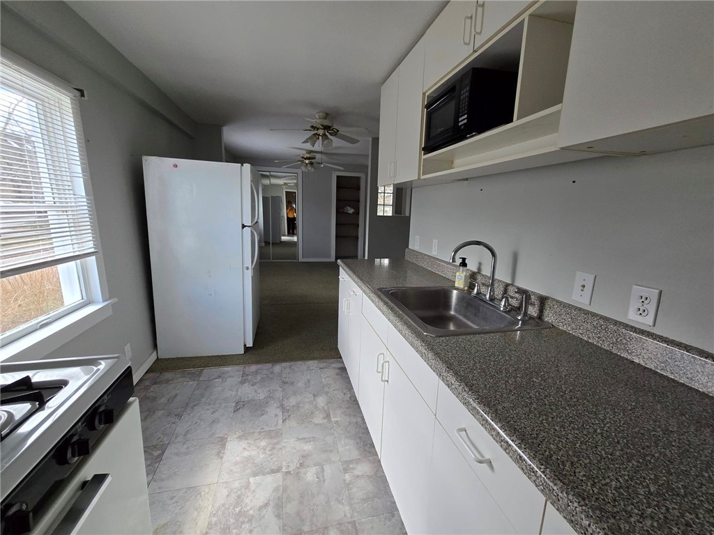 186 Potter Hill Road Westerly, RI 02891 - Photo 20 of 22