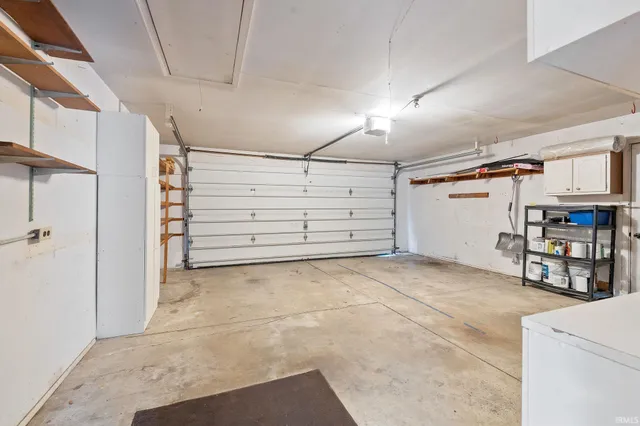 $249,900 | 6830 Elmbrook Drive, Fort Wayne, IN 46835