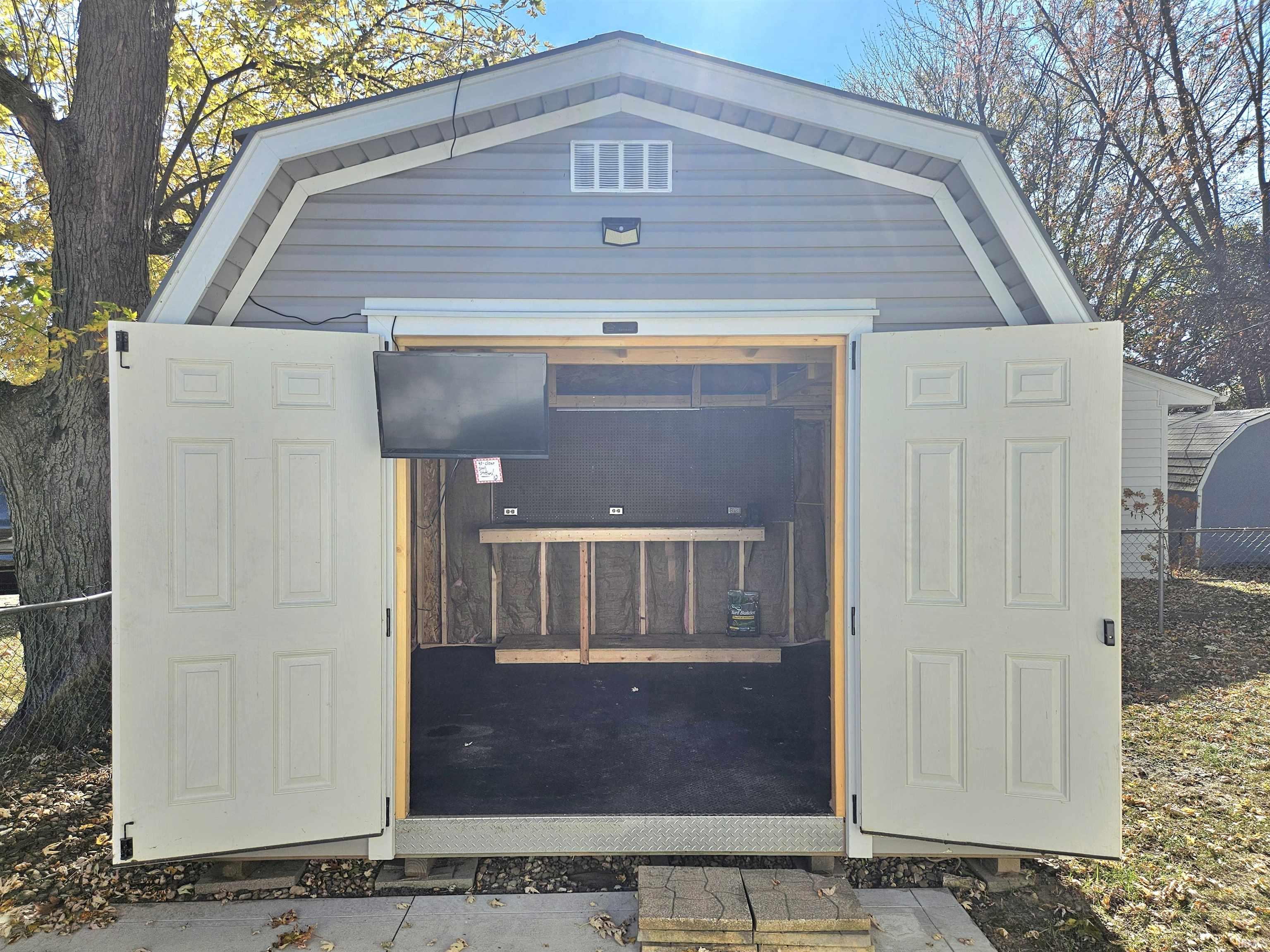6830 Elmbrook Drive Fort Wayne, IN 46835 - Photo 25 of 31