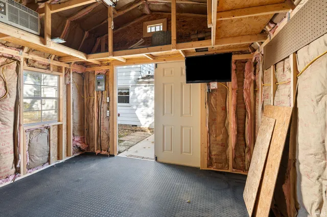 $249,900 | 6830 Elmbrook Drive, Fort Wayne, IN 46835