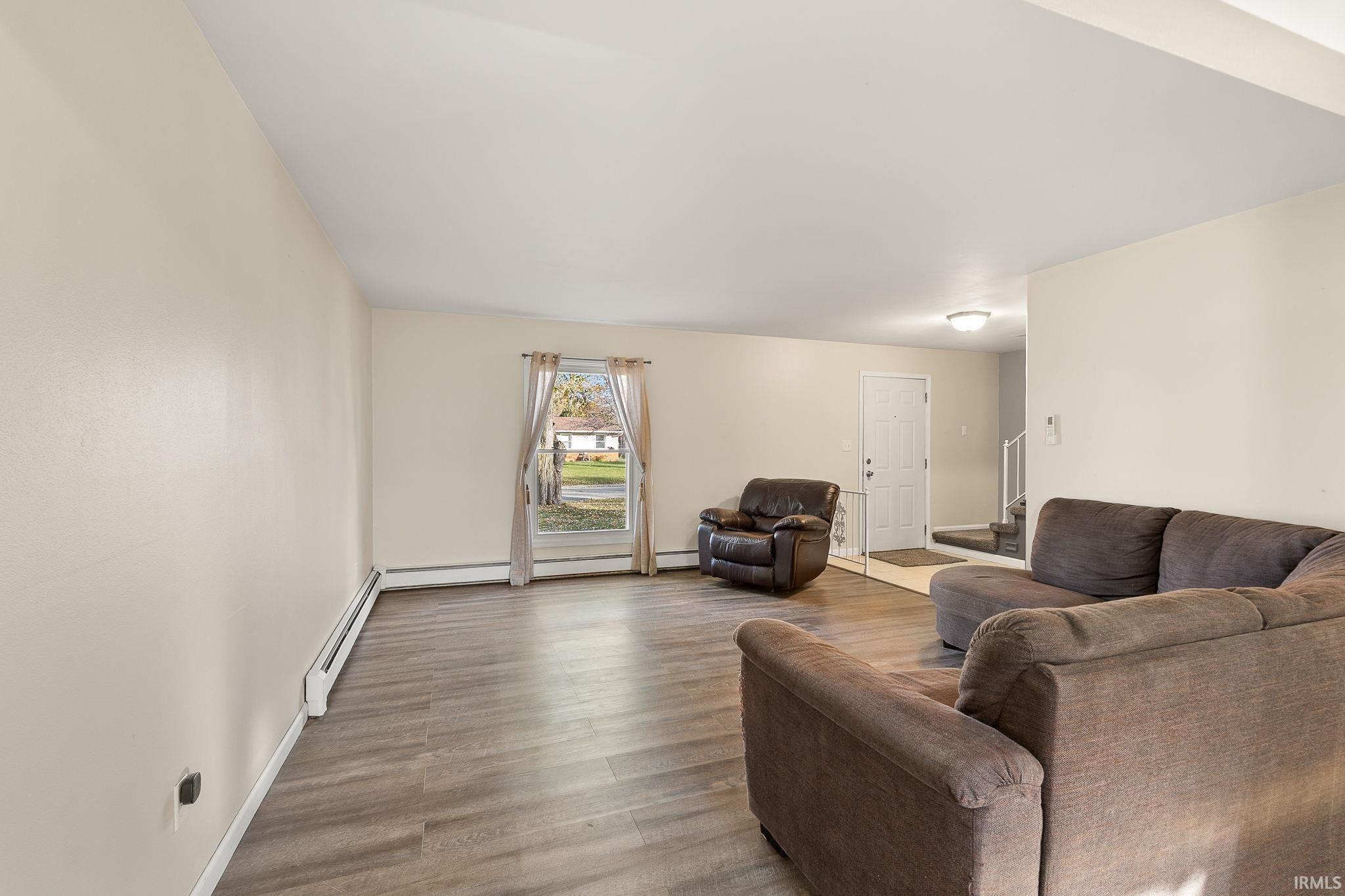 6830 Elmbrook Drive Fort Wayne, IN 46835 - Photo 5 of 31