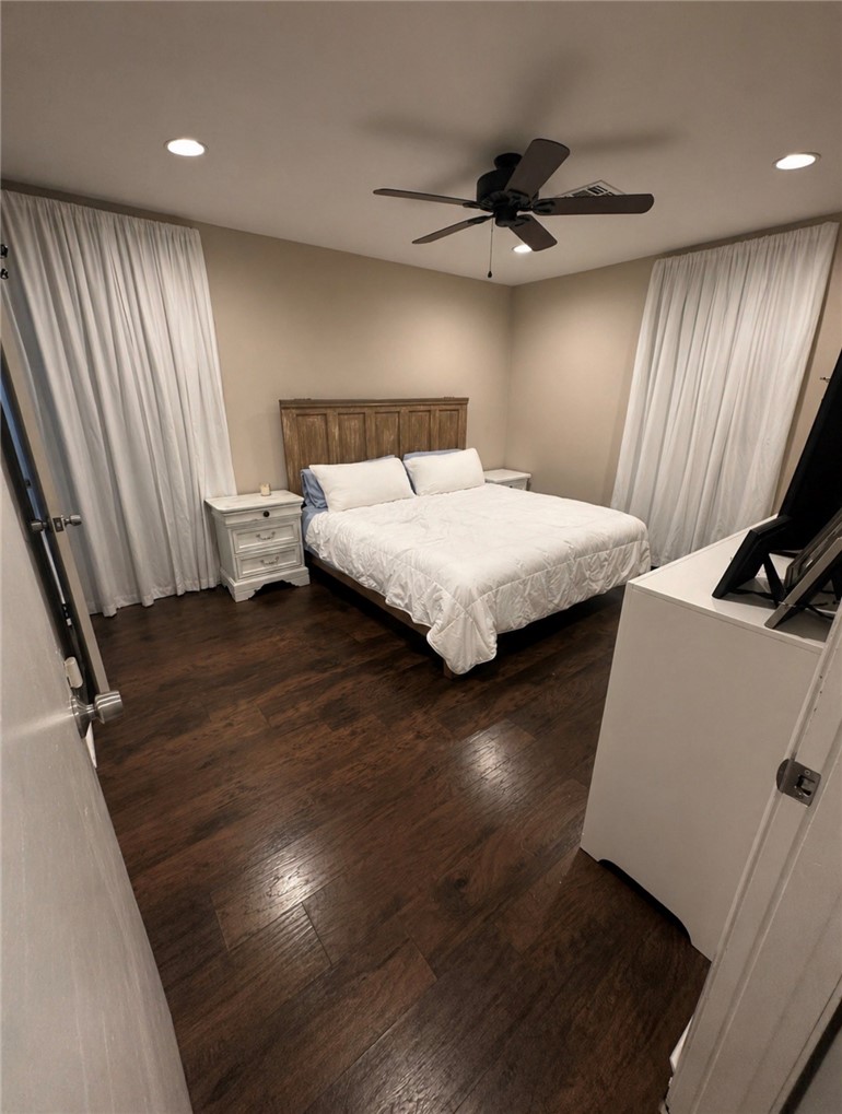 707 Tallow Drive Refugio, TX 78377 - Photo 16 of 32