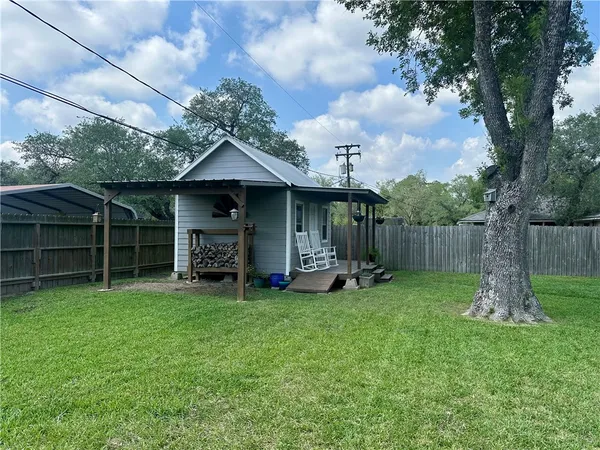 $210,000 | 707 Tallow Drive, Refugio, TX 78377