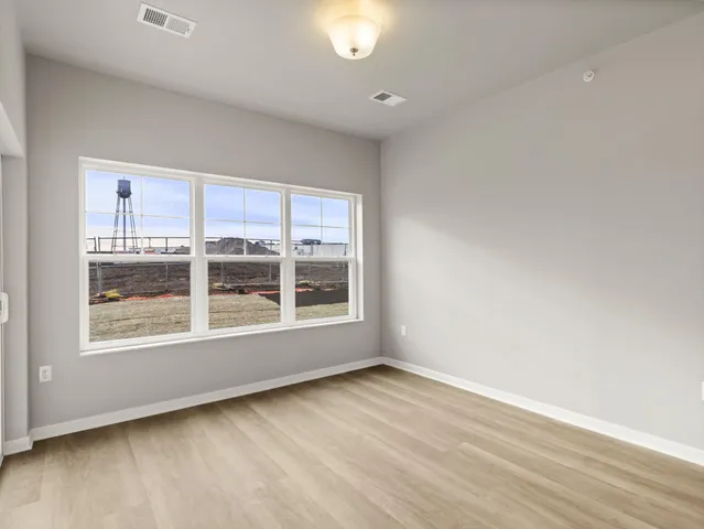 $369,900 | 1601 Wildlife Drive, Unit 3, Kewaskum, WI 53040