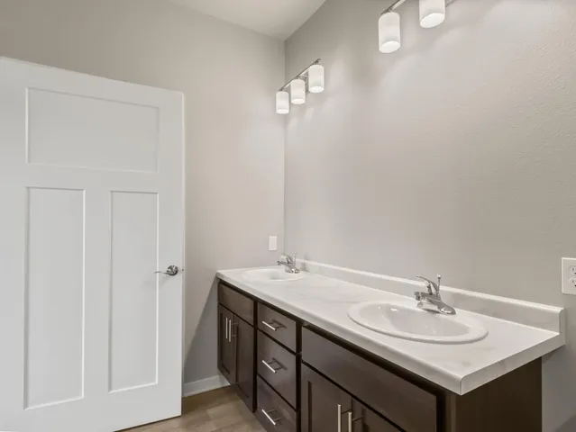 $369,900 | 1601 Wildlife Drive, Unit 3, Kewaskum, WI 53040