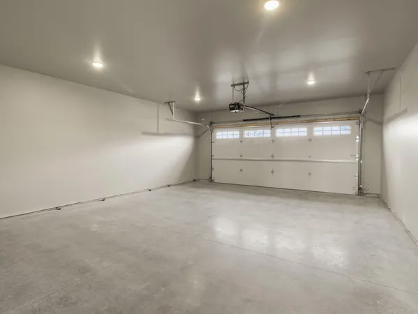 $359,900 | 1601 Wildlife Drive, Unit 3, Kewaskum, WI 53040