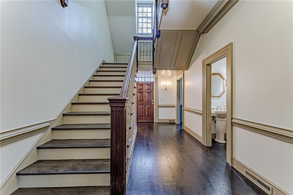 2064 Old State Road Gibsonia, PA 15044 - Photo 3 of 22 Front Hallway main level
