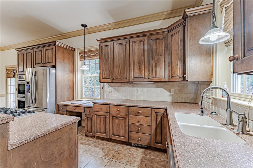 2064 Old State Road Gibsonia, PA 15044 - Photo 8 of 22 Gallery Image 8