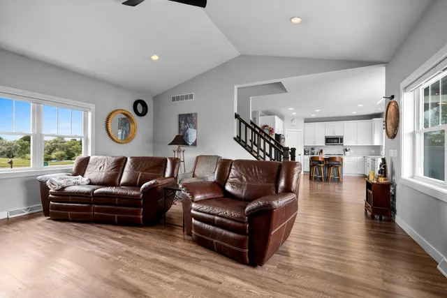 $600,000 | 4294 North Crane Drive, Appleton, WI 54913