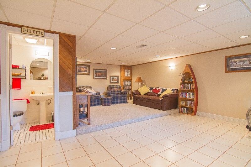 109 West Pioneer Road Lone Tree, IA 52755 - Photo 17 of 35 Gallery Image 17
