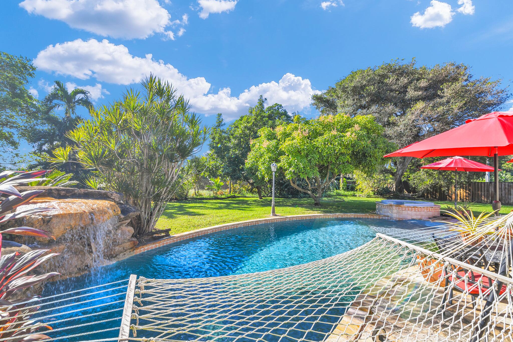 916 Roberts Road Delray Beach, FL 33483 - Photo 3 of 27 Private Pool and Spa