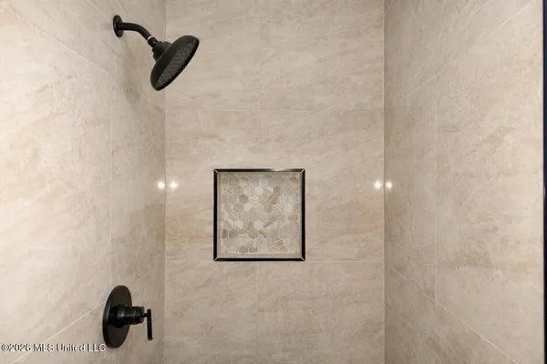 $249,000 | 7124 Windsor Drive, Horn Lake, MS 38637