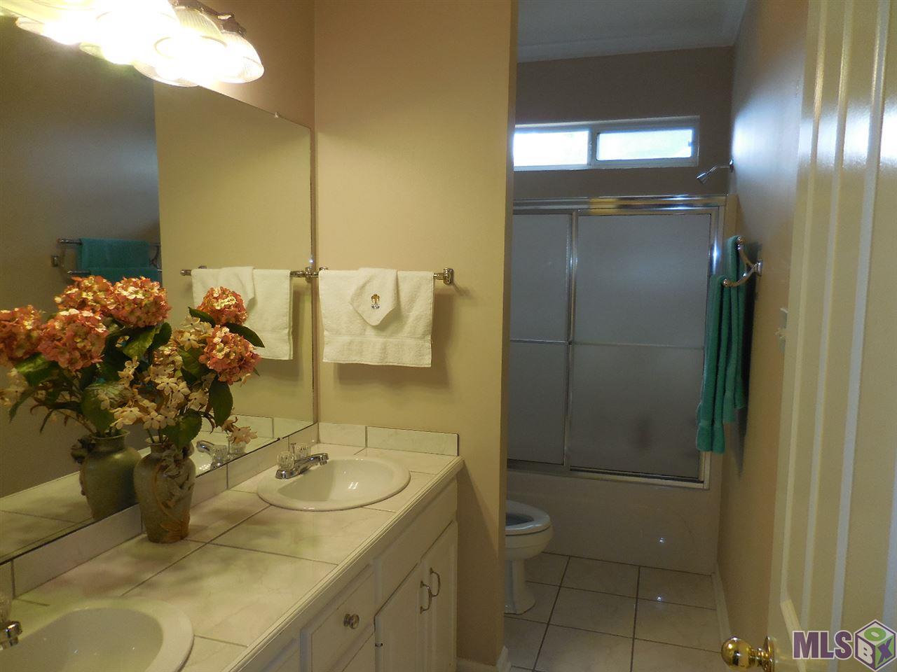 10223 Springrose Avenue Baton Rouge, LA 70810 - Photo 17 of 30