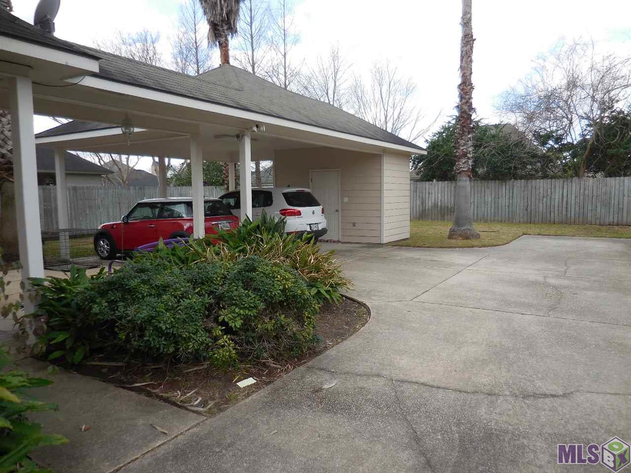 10223 Springrose Avenue Baton Rouge, LA 70810 - Photo 5 of 30