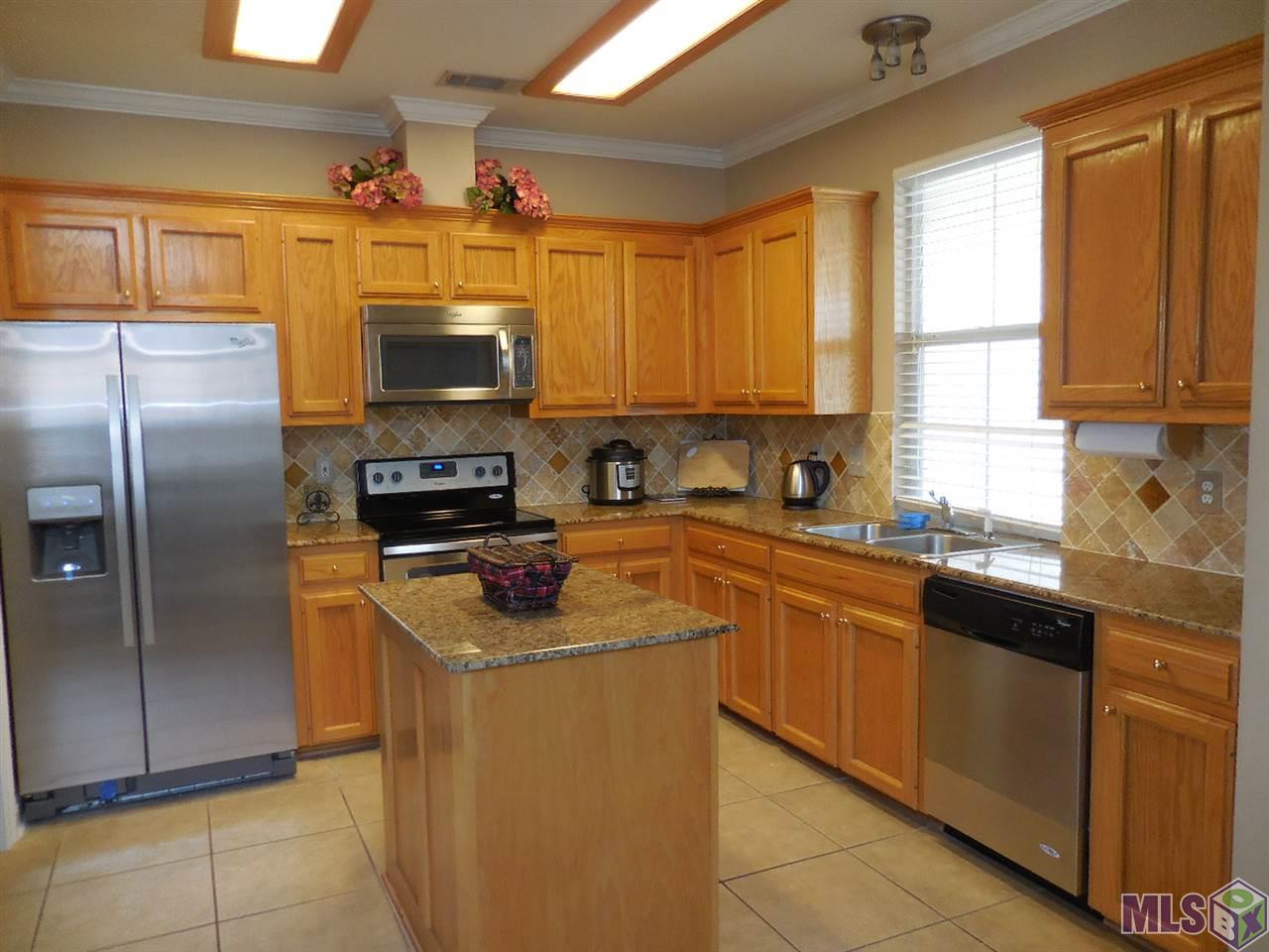 10223 Springrose Avenue Baton Rouge, LA 70810 - Photo 8 of 30