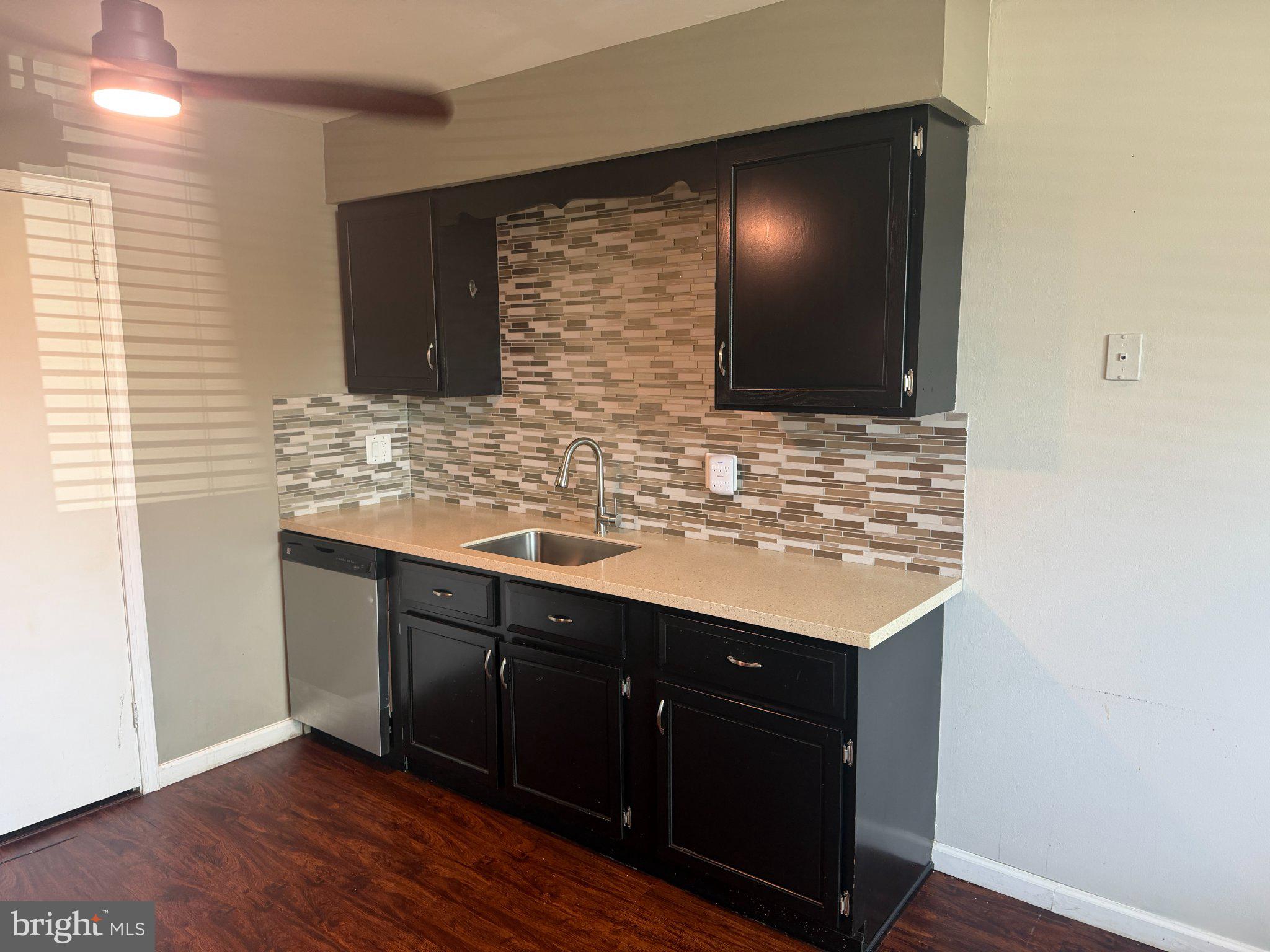 612 North Shady Retreat Road, Unit 11 Doylestown, PA 18901 - Photo 2 of 9 Sleek kitchen with modern finishes.