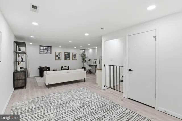 $324,900 | 30 Woodstream Court, Mantua, NJ 08051