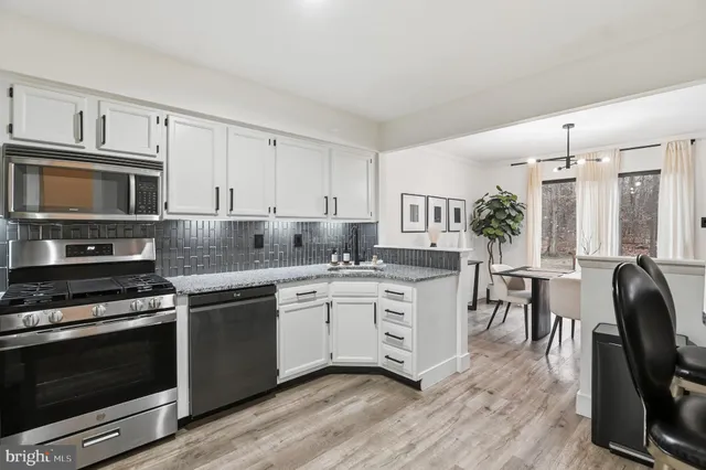 $324,900 | 30 Woodstream Court, Mantua, NJ 08051