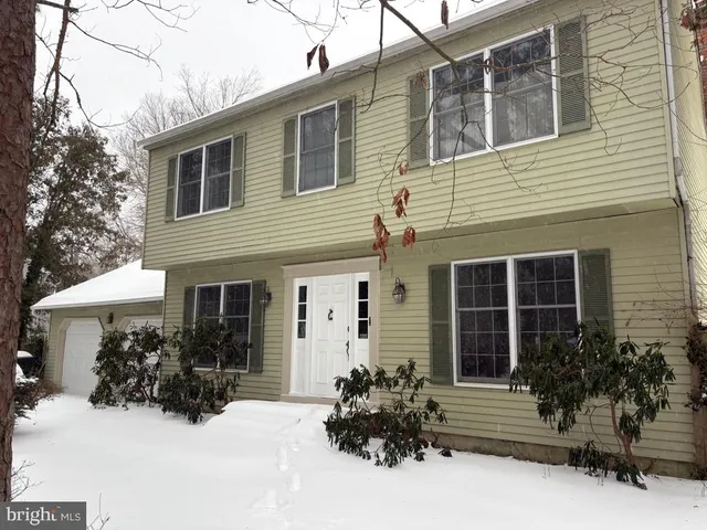 $600,000 | 12 Friar Tuck Drive, Medford, NJ 08055