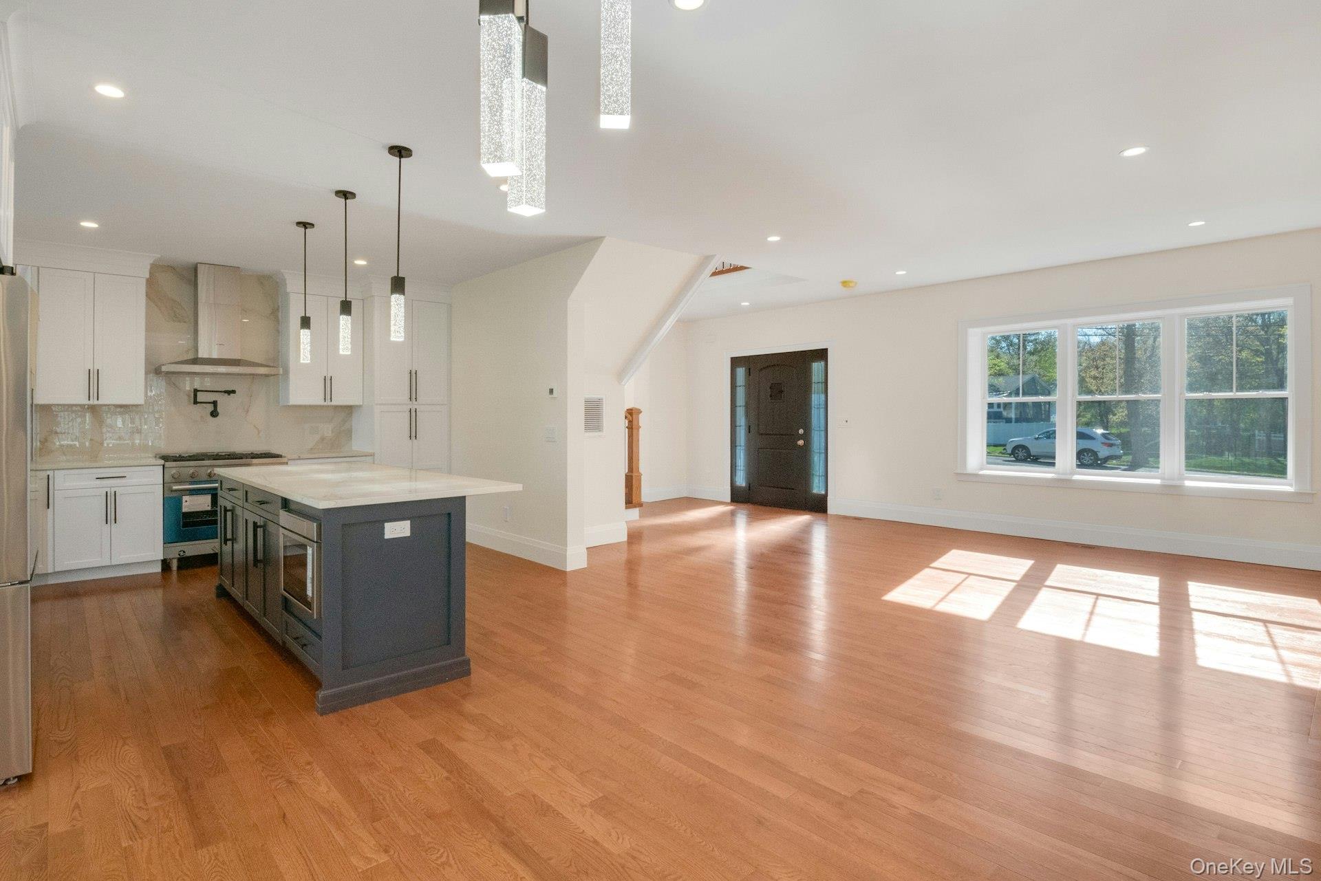 57 Meadow Sweet Road Cortlandt Manor, NY 10567 - Photo 12 of 49 View from dining area looking into living room and kitchen.