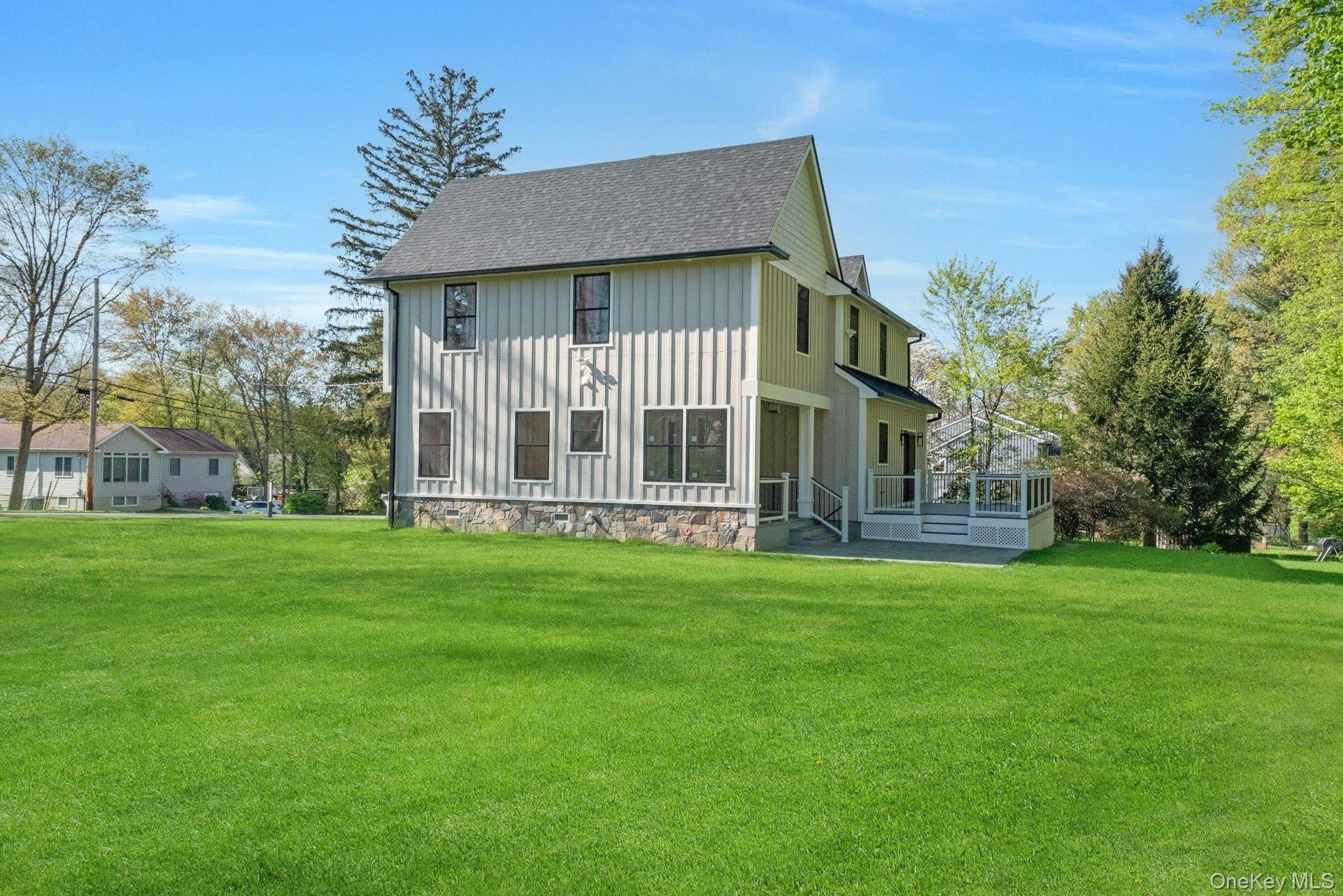 57 Meadow Sweet Road Cortlandt Manor, NY 10567 - Photo 43 of 49 Side view of house.