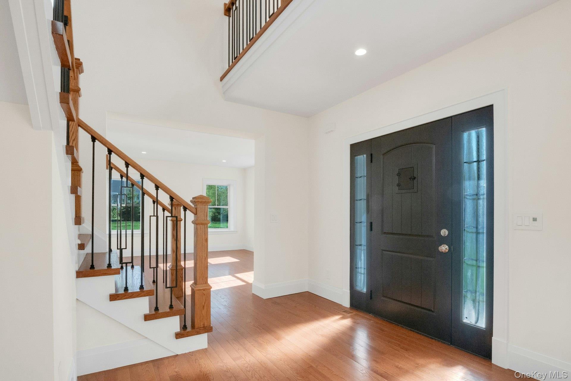 57 Meadow Sweet Road Cortlandt Manor, NY 10567 - Photo 5 of 49 Front entrance