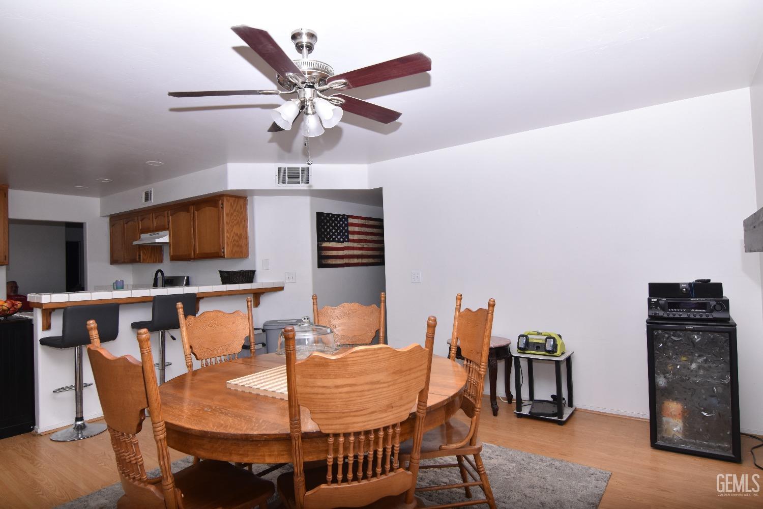 Undisclosed Address Bakersfield, CA 93313 - Photo 27 of 32 a dining room with furniture and window