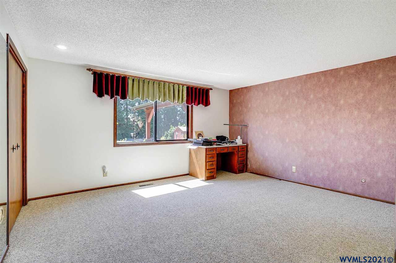 5305 Radell Court Southeast Salem, OR 97317 - Photo 25 of 42