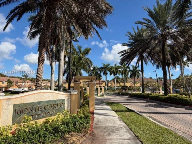 400 Princess Drive Margate, FL 33068 - Photo 21 of 26 a view of multiple houses with a yard