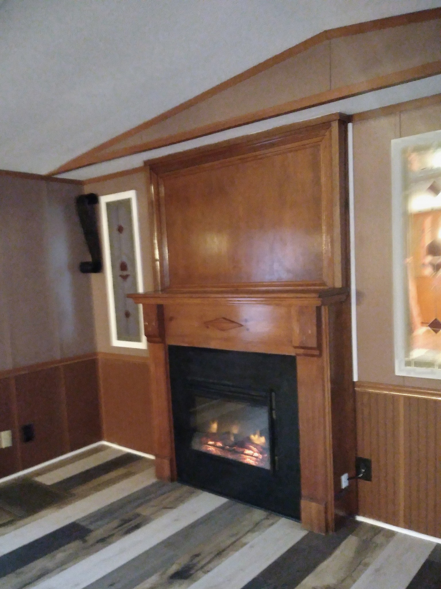 911 Ragsdale Lane Pulaski, TN 38478 - Photo 13 of 66 a living room with a fireplace