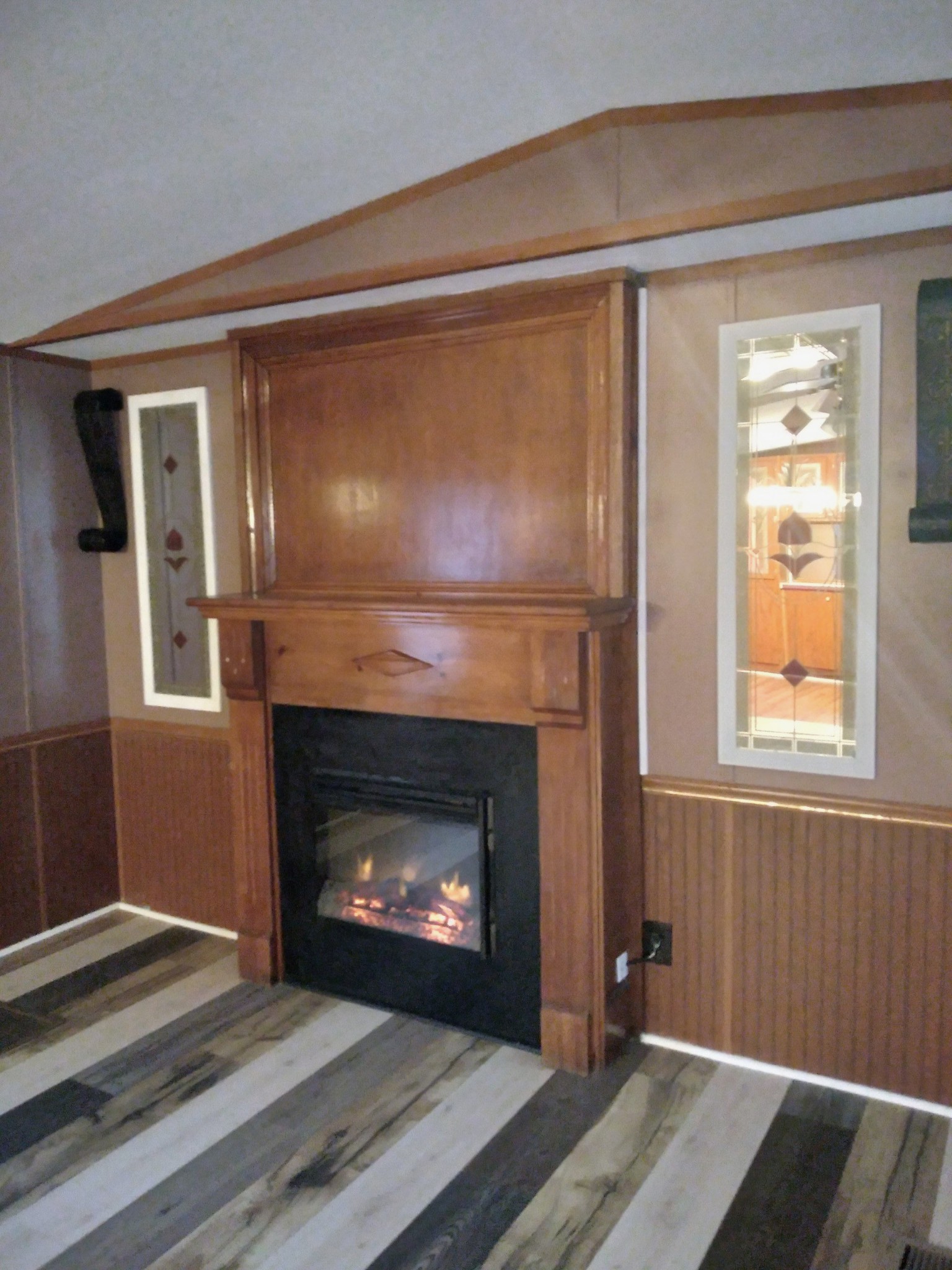 911 Ragsdale Lane Pulaski, TN 38478 - Photo 14 of 66 a living room with a fireplace