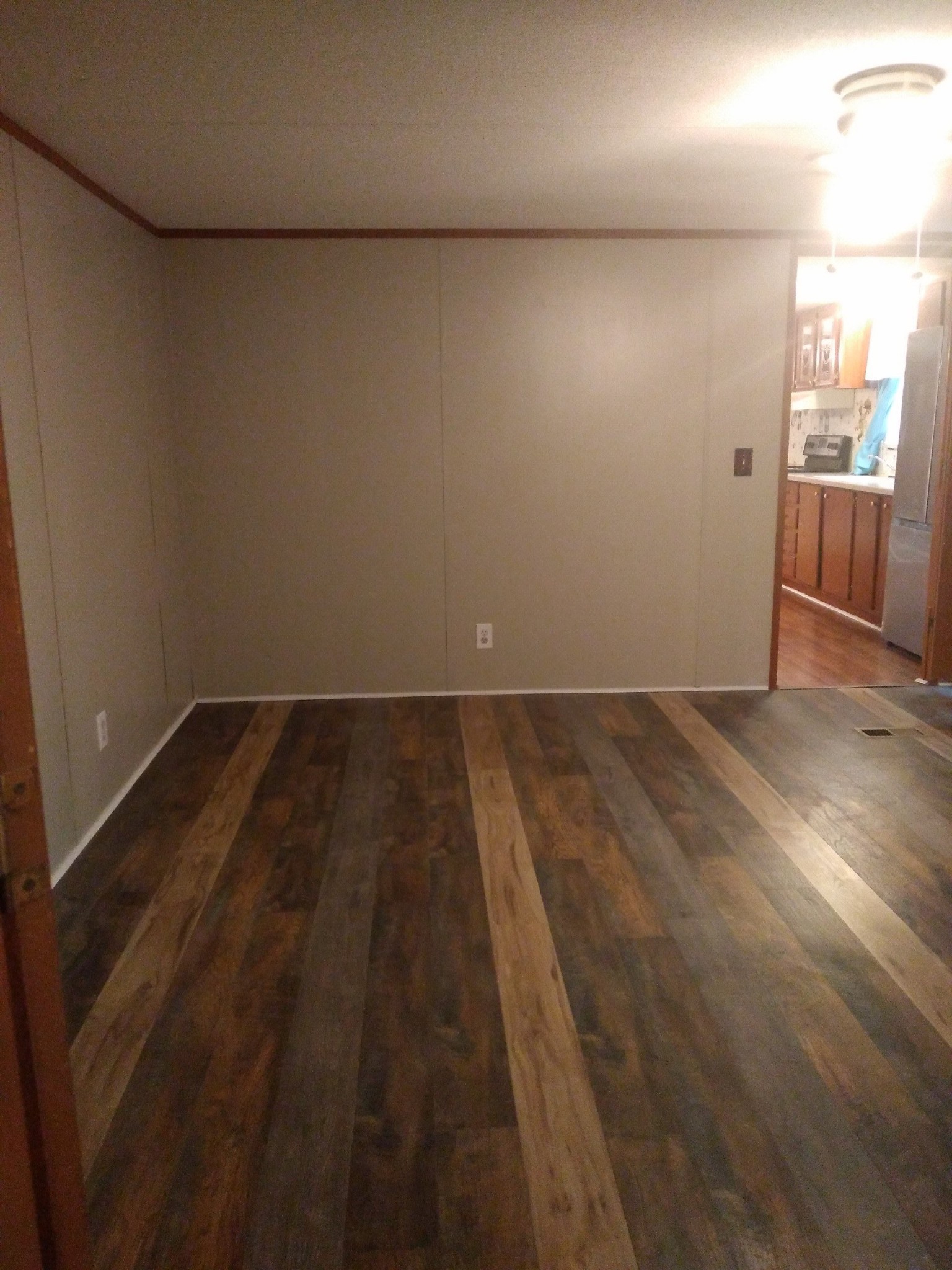 911 Ragsdale Lane Pulaski, TN 38478 - Photo 41 of 66 en empty room with wooden floor