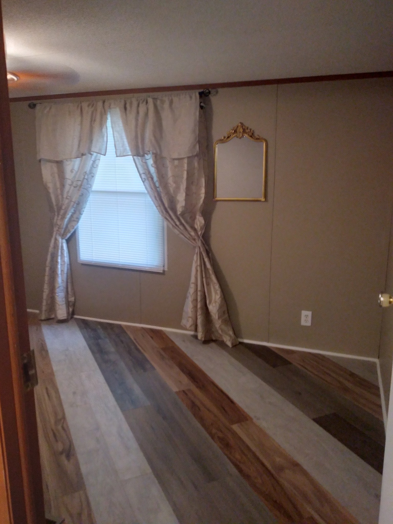 911 Ragsdale Lane Pulaski, TN 38478 - Photo 54 of 66 a view of an empty room with a window