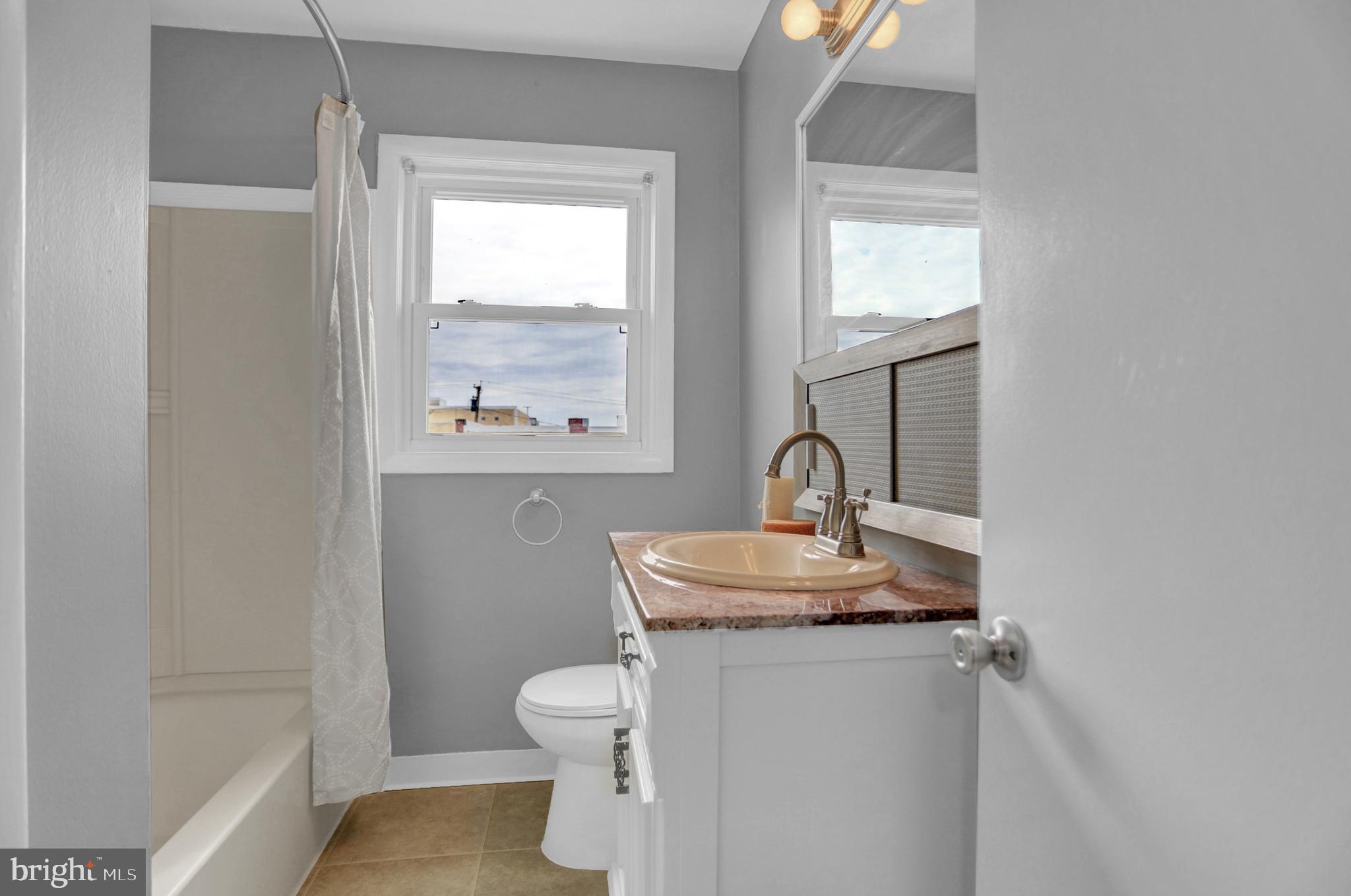 4202 Labyrinth Road Baltimore, MD 21215 - Photo 17 of 25 Full Bath