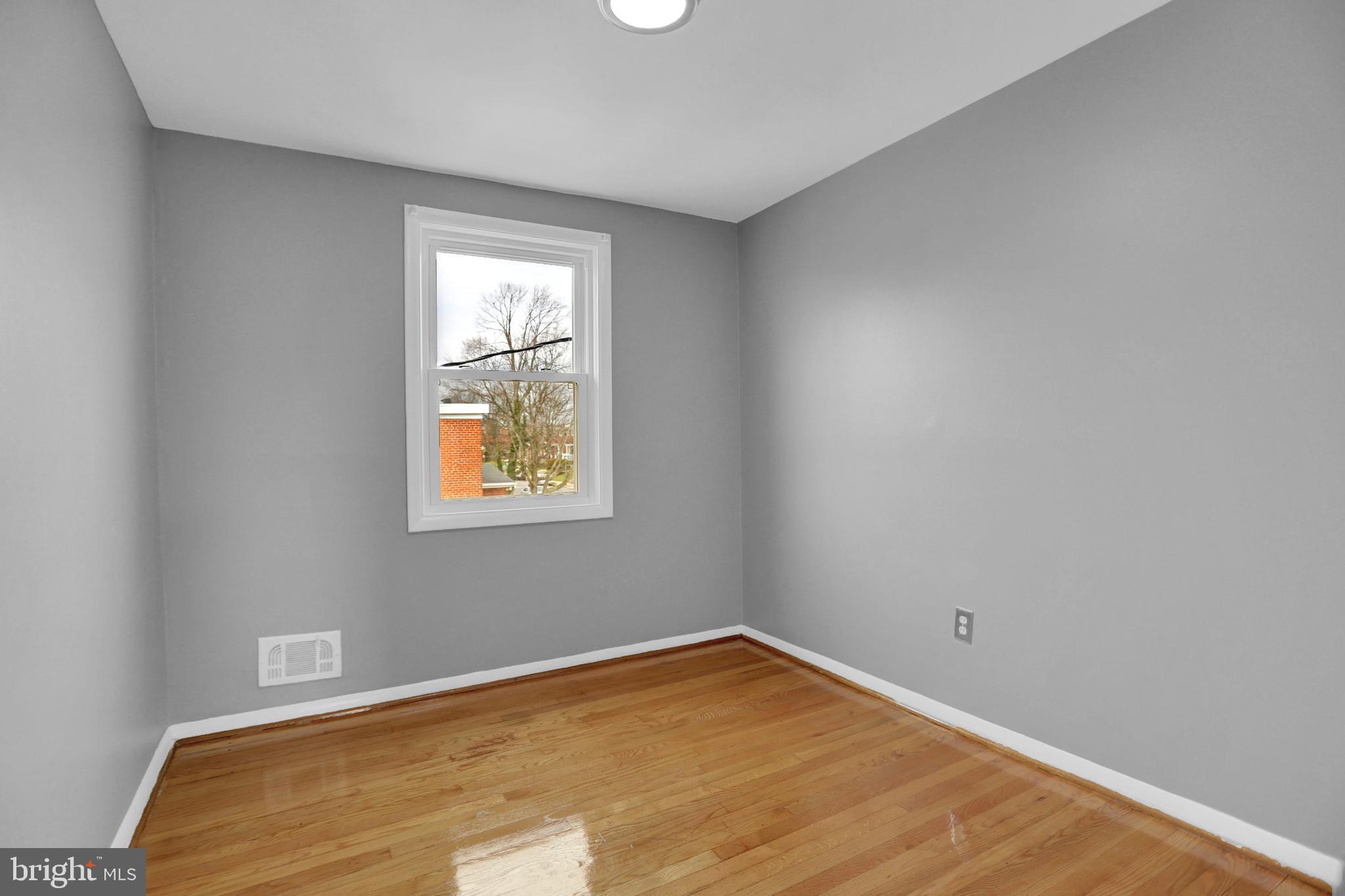4202 Labyrinth Road Baltimore, MD 21215 - Photo 19 of 25 3rd Bedroom